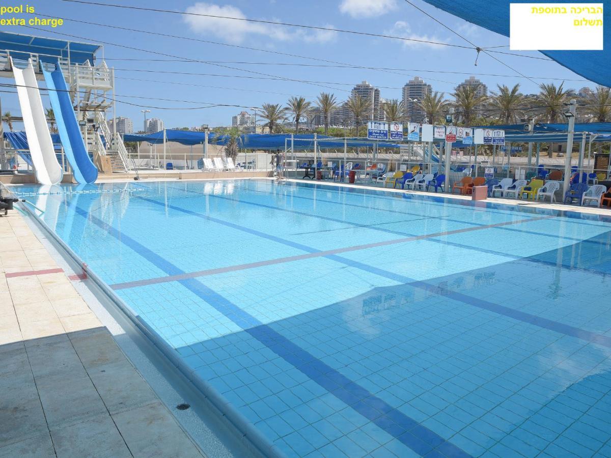 מגדל אלמוג חיפה - דירות "בלו ביץ'" על הים Exterior photo